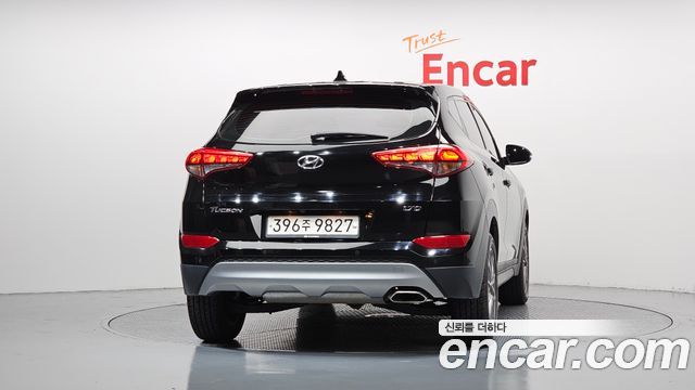 Hyundai Tucson Diesel 1.7 2WD Smart — пробег 103 536 км — фото 4 из 5