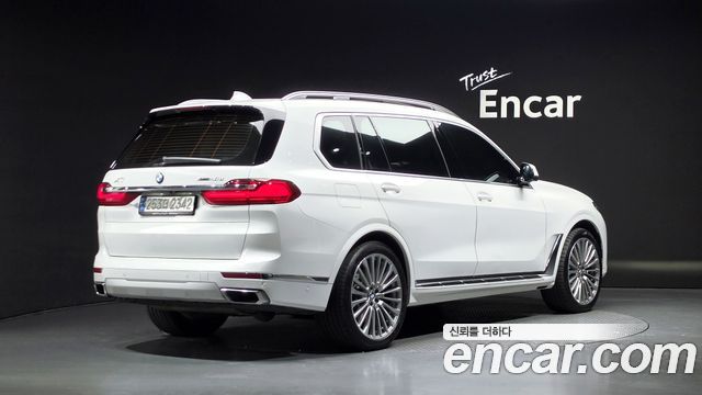 BMW X7 xDrive 40d Design Pure Excellence 6-Seater — пробег 62 869 км — фото 2 из 5