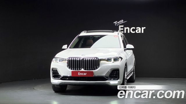 BMW X7 xDrive 40d Design Pure Excellence 6-Seater — пробег 62 869 км — фото 3 из 5