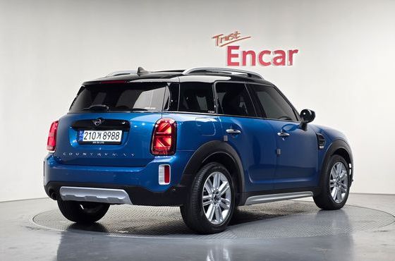 Mini Countryman Classic Plus Launch Pack 2nd Gen — пробег 48 040 км — фото 2 из 5