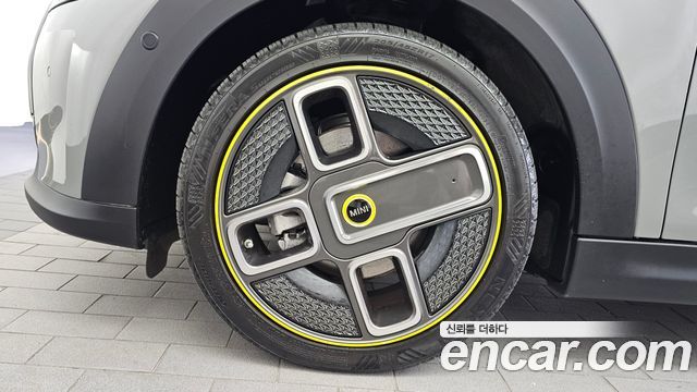 Mini Cooper SE Electric 3rd — пробег 13 098 км — фото 5 из 5