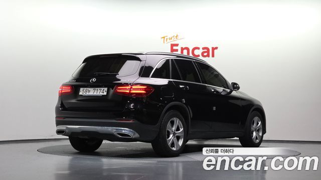 Mercedes-Benz GLC-Class GLC220 d 4MATIC — пробег 56 184 км — фото 2 из 5