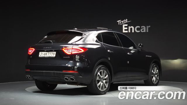 Maserati Levante 3.0 Diesel AWD — пробег 97 793 км — фото 2 из 5