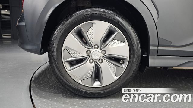 Hyundai Kona из Кореи Encar