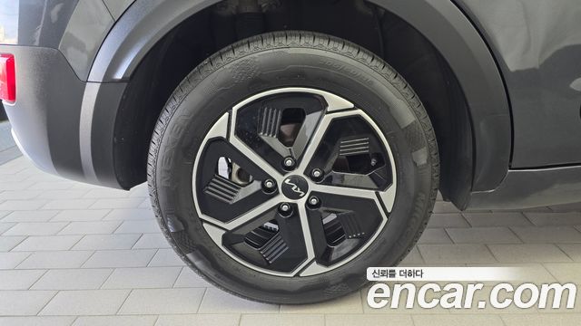 Kia Niro Prestige — пробег 53 248 км — фото 5 из 5