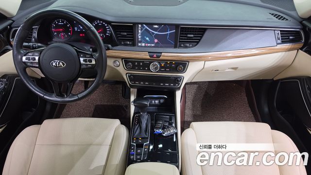 Kia K7 из Кореи Encar