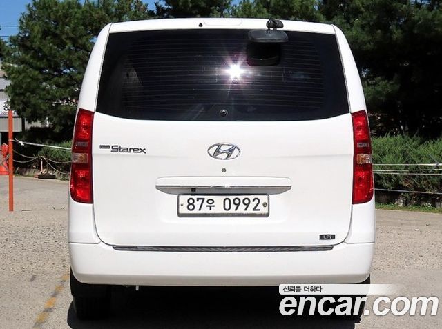 Hyundai Starex 3-Seater LPi VAN Smart — пробег 222 923 км — фото 4 из 5