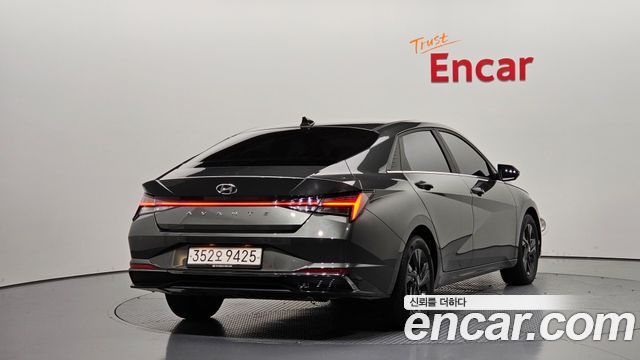 Hyundai AVANTE Inspiration — пробег 41 378 км — фото 2 из 5