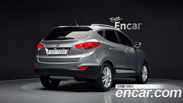 Hyundai Tucson Diesel 2WD LX20 Smart-Pack — пробег 173 756 км — фото 2 из 5