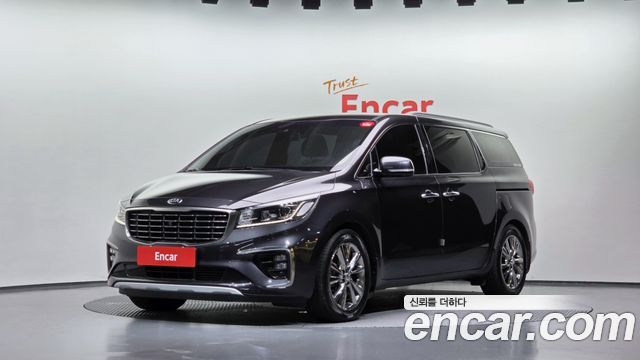 Kia Carnival Gasoline 9-Seater Noblesse Special — пробег 160 304 км — фото 1 из 5