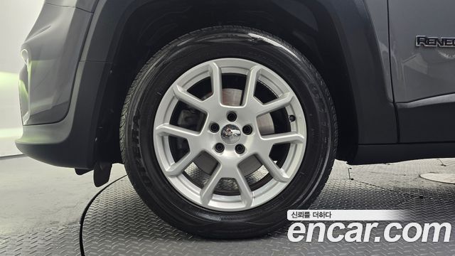 Jeep Renegade 2.4 Limited — пробег 56 515 км — фото 5 из 5