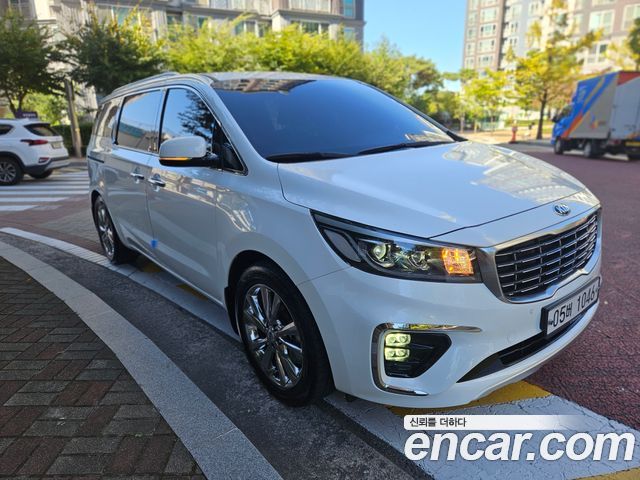 Kia Carnival из Кореи Encar