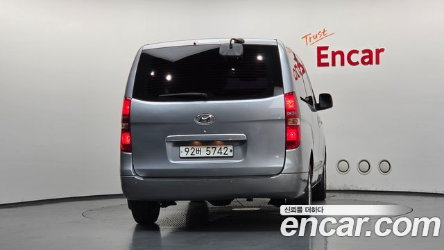 Hyundai Starex 3-Seater VAN CVX Deluxe — пробег 142 993 км — фото 4 из 5