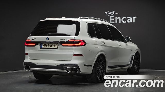 BMW X7 xDrive 40i M Sport 6STR — пробег 30 297 км — фото 2 из 5