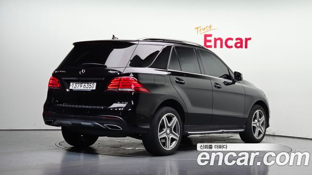 Mercedes-Benz GLE-Class GLE350 d 4MATIC — пробег 141 390 км — фото 2 из 5