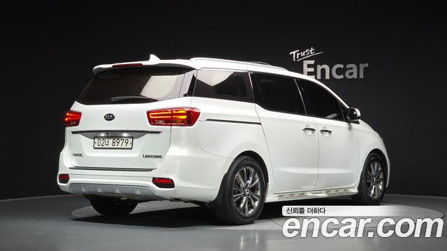 Kia Carnival 7-Seater Limousine President — пробег 159 048 км — фото 2 из 5