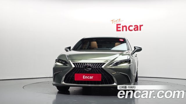 Lexus ES Executive — пробег 84 759 км — фото 3 из 5