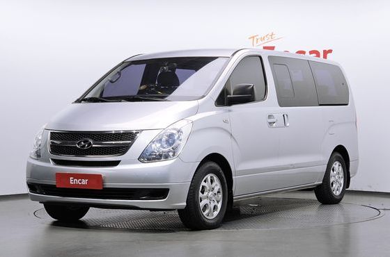 Hyundai Starex 12-Seater Wagon CVX Deluxe — пробег 124 338 км — фото 1 из 5