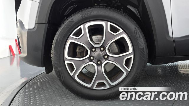 Jeep Renegade 2.0 Diesel Limited AWD — пробег 107 140 км — фото 5 из 5