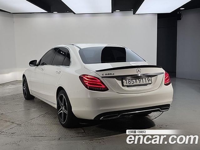 Mercedes-Benz C-Class из Кореи Encar