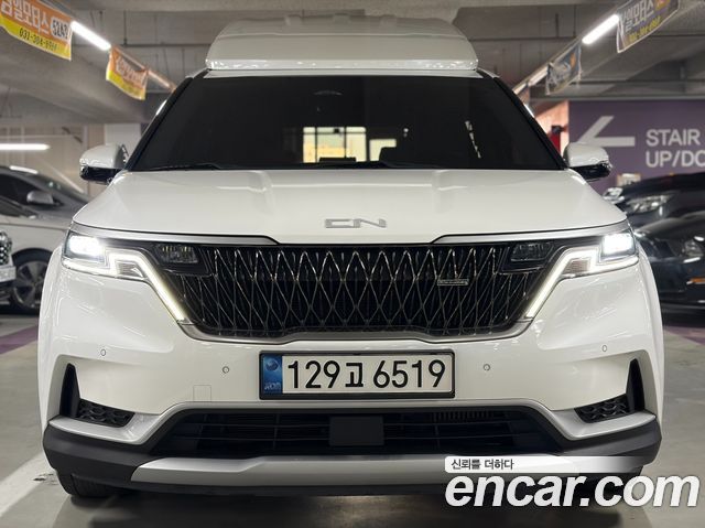 Kia Carnival Diesel 9-Seater Hi-Limousine(Special Vehicle) — пробег 105 000 км — фото 1 из 5