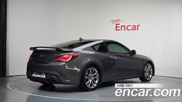 Hyundai Genesis из Кореи Encar