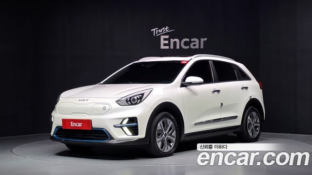 Kia Niro Prestige — пробег 107 511 км — фото 1 из 5
