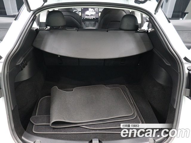 Tesla Model Y RWD — пробег 37 686 км — фото 5 из 5