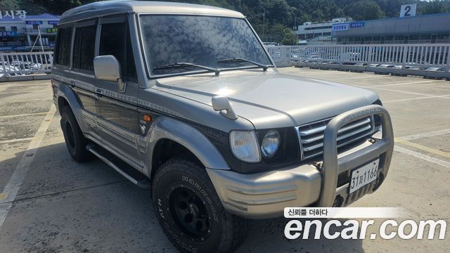 Hyundai Galloper 7-Seater LPG V6 Exceed — пробег 357 500 км — фото 1 из 5
