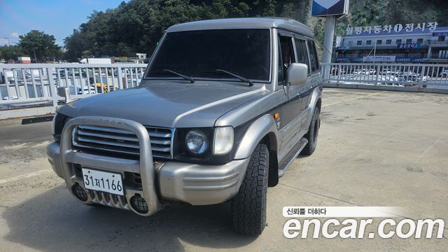 Hyundai Galloper 7-Seater LPG V6 Exceed — пробег 357 500 км — фото 2 из 5