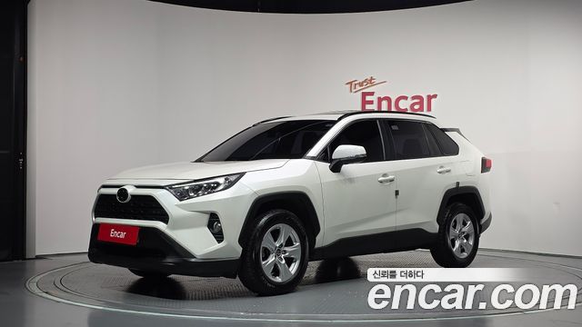 Toyota RAV4 2.5 2WD — пробег 83 613 км — фото 1 из 5
