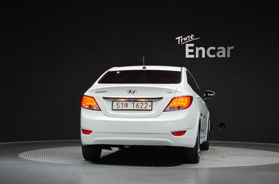 Hyundai Accent 1.6 GDI Premium — пробег 70 683 км — фото 4 из 5