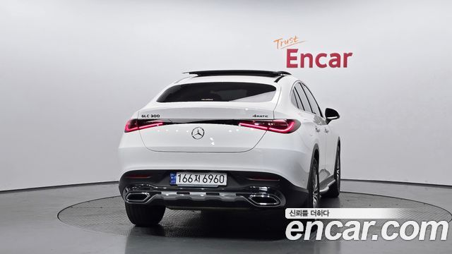 Mercedes-Benz GLC-Class GLC300 4MATIC Avnatgarde Coupe — пробег 60 839 км — фото 4 из 5