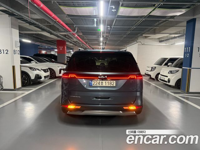 Kia Carnival Gasoline 7-Seater Signature — пробег 43 000 км — фото 4 из 5