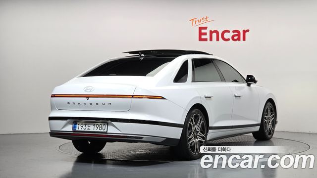 Hyundai Grandeur из Кореи Encar