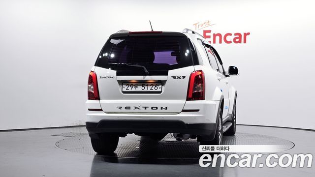 Ssangyong Rexton 2.0 4WD RX7 Luxury — пробег 169 554 км — фото 4 из 5