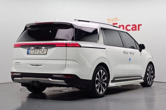Kia Carnival Diesel 7-Seater Signature — пробег 78 228 км — фото 2 из 5