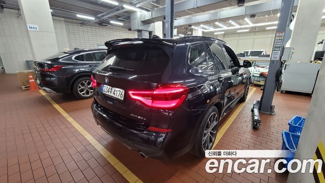 BMW X3 xDrive 30e M Sport — пробег 19 614 км — фото 4 из 5
