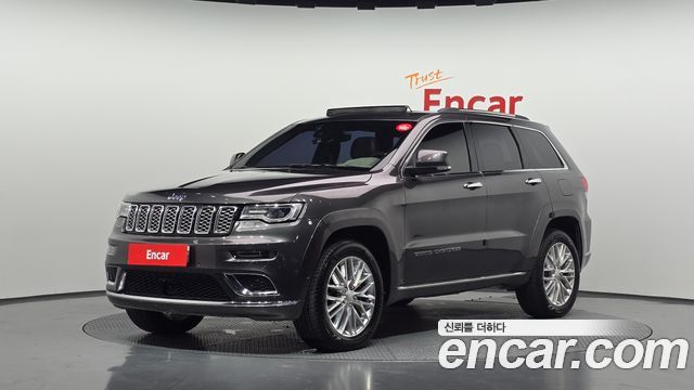 Jeep Cherokee 3.0 Diesel Overland Summit WK2 — пробег 206 740 км — фото 1 из 5