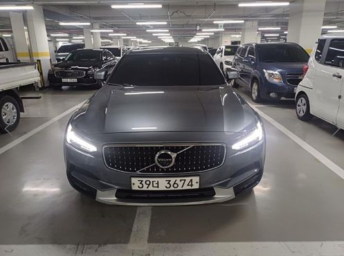 Volvo V90 T5 Pro AWD — пробег 272 809 км — фото 2 из 5