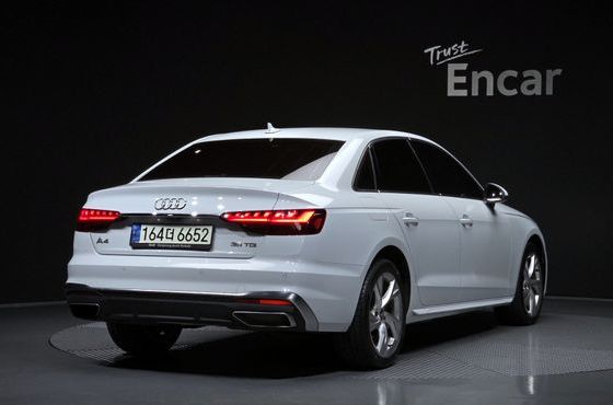 Audi A4 35 TDI Premium — пробег 68 250 км — фото 2 из 5