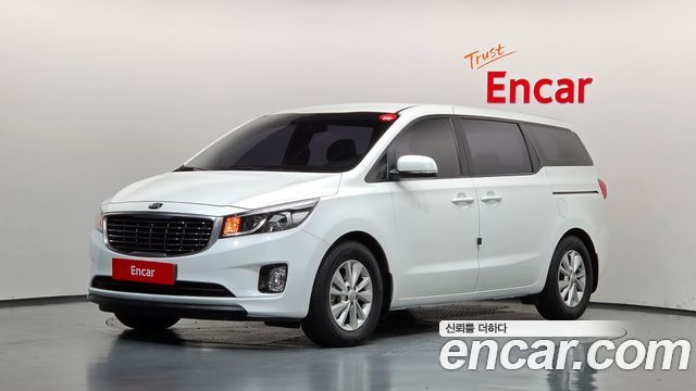 Kia Carnival 11-seater Deluxe — пробег 156 603 км — фото 1 из 5