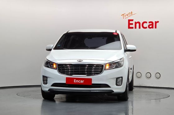Kia Carnival 11-seater Deluxe — пробег 156 603 км — фото 3 из 5
