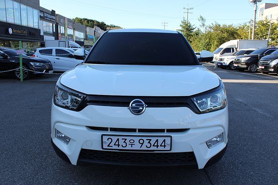 Ssangyong TIBOLI Diesel TX 2WD — пробег 113 000 км — фото 2 из 5