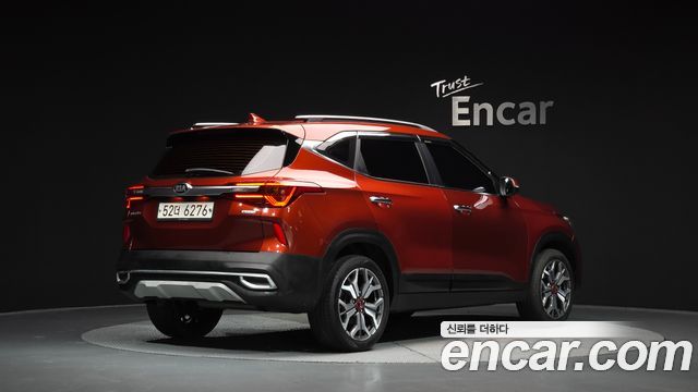 Kia Seltos из Кореи Encar