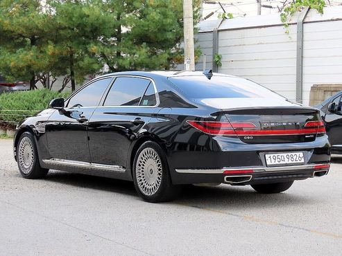 Genesis G90 3.8 AWD Premium Luxury — пробег 328 414 км — фото 3 из 5