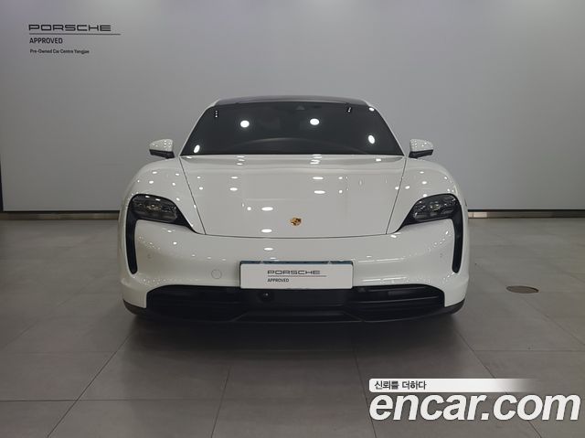 Porsche Taycan 4S — пробег 23 903 км — фото 3 из 5