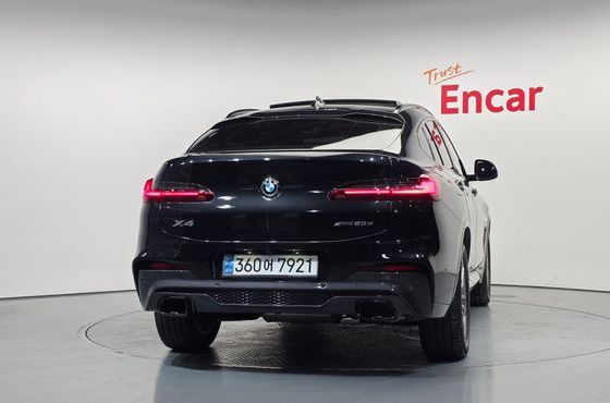 BMW X4 xDrive20d M Sport — пробег 66 352 км — фото 4 из 5