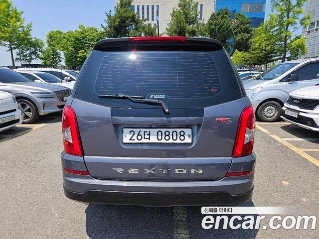 Ssangyong Rexton 2.2 4WD RX7 Luxury — пробег 131 917 км — фото 4 из 5