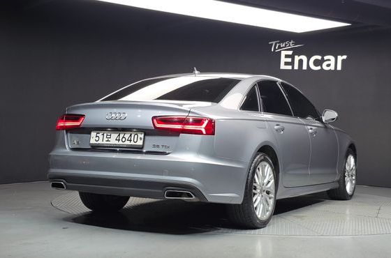 Audi A6 35 TDI Premium C7 — пробег 126 035 км — фото 2 из 5